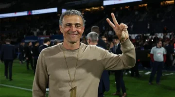 صفقة إنريكي.. رهان مانشستر يونايتد يحسم مصير المدرب الإسباني في أولد ترافورد